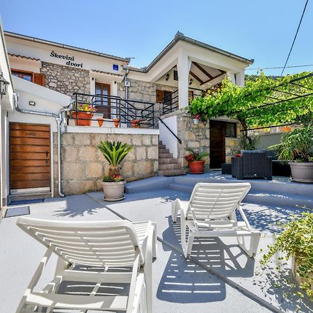 Holiday Home Skevini Dvori Starigrad Paklenica Eksteriør bilde