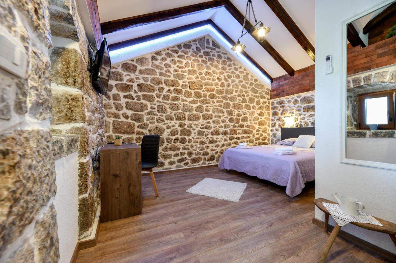 Holiday Home Skevini Dvori Starigrad Paklenica Eksteriør bilde