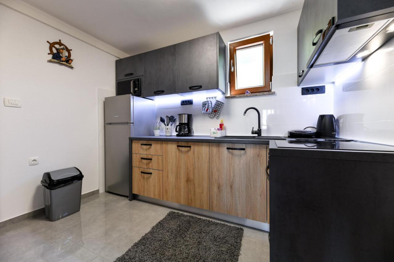Holiday Home Skevini Dvori Starigrad Paklenica Eksteriør bilde