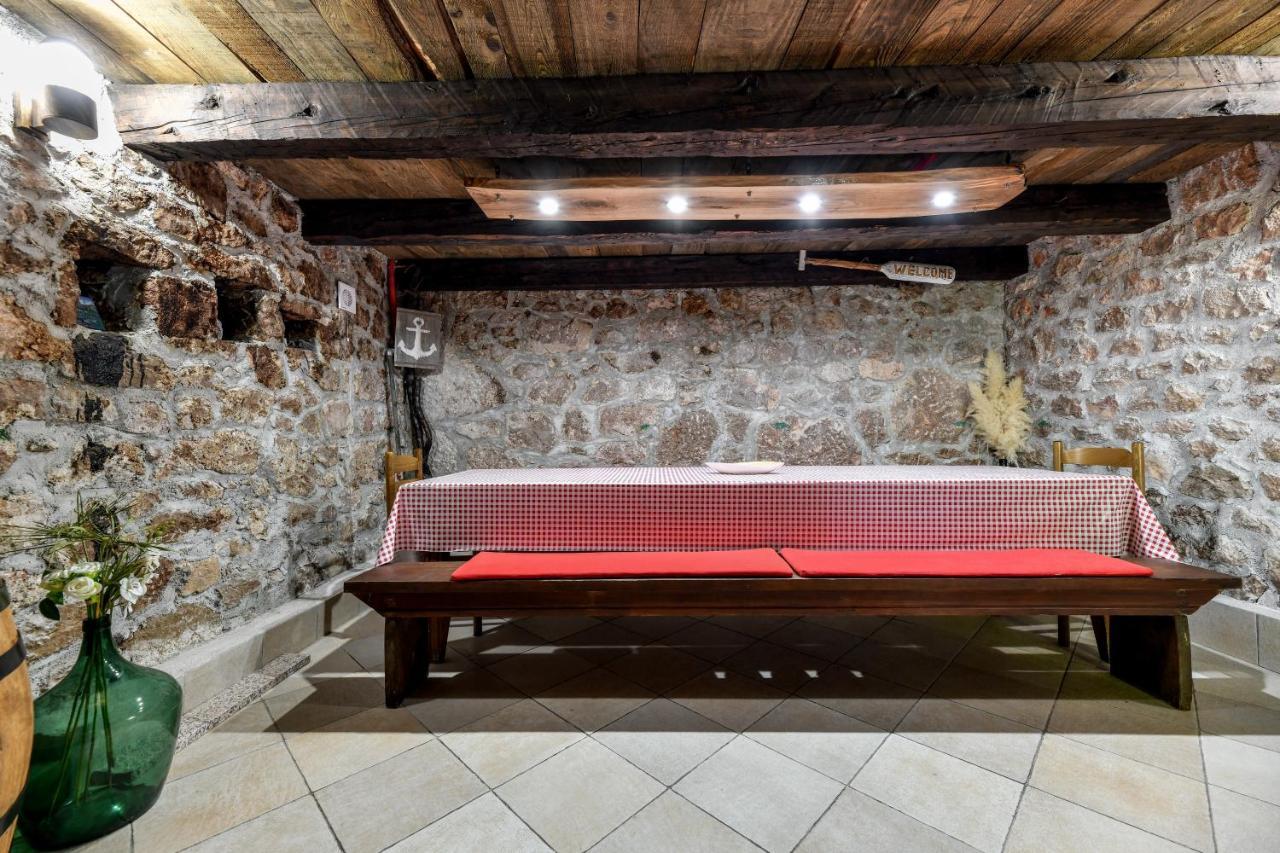 Holiday Home Skevini Dvori Starigrad Paklenica Eksteriør bilde