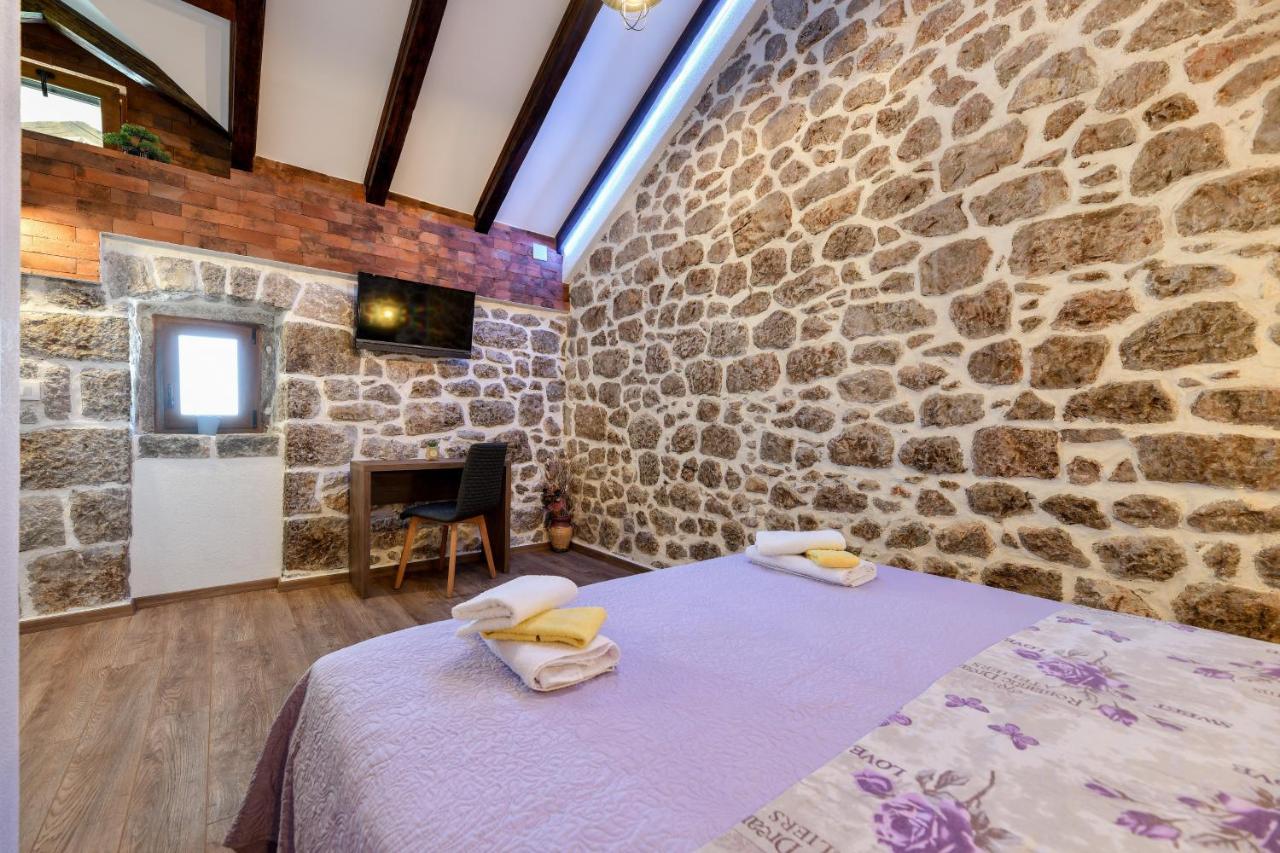 Holiday Home Skevini Dvori Starigrad Paklenica Eksteriør bilde